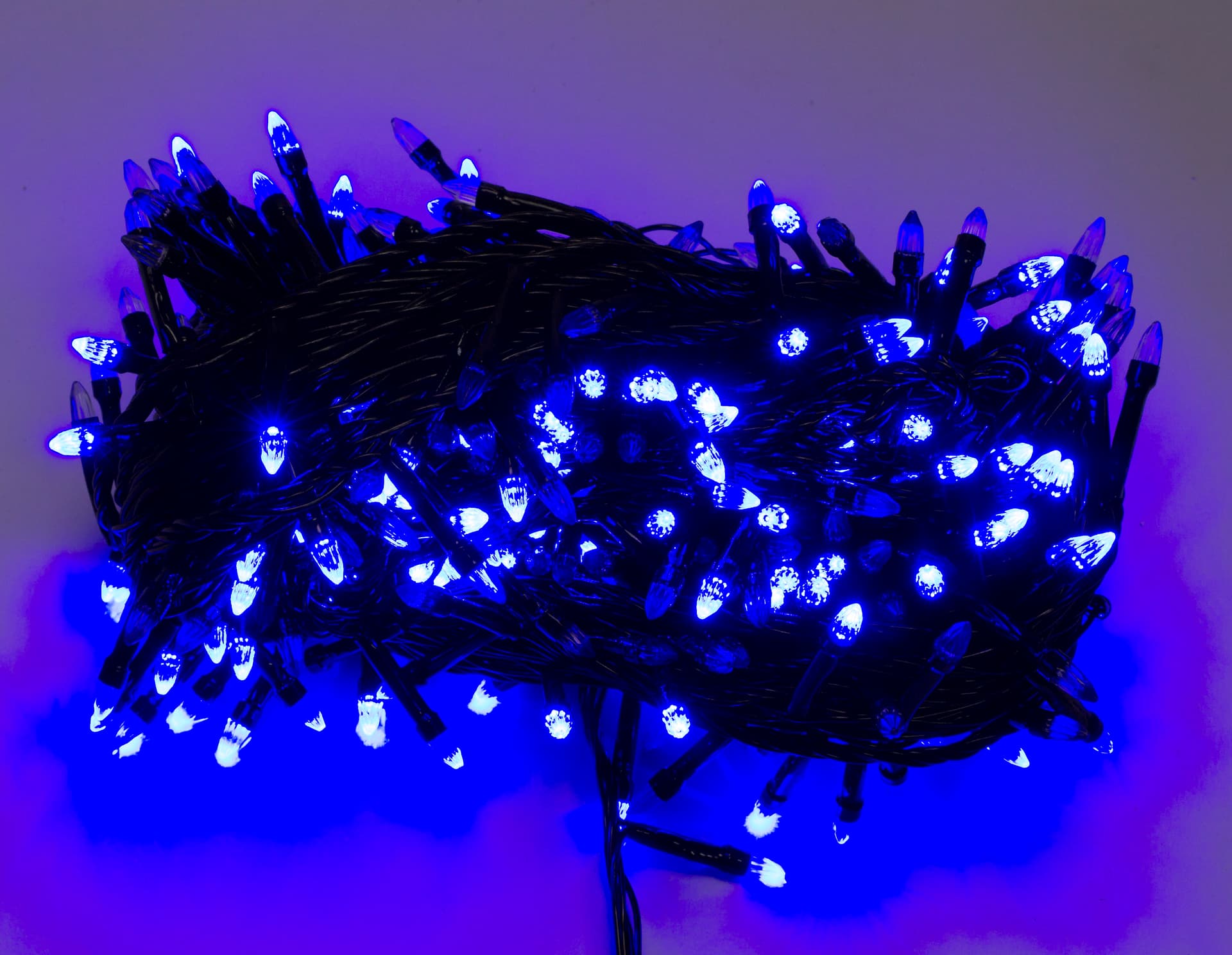 Гірлянда електрична String Конус 400 LED синій, чорний провід (40) 1240-02
