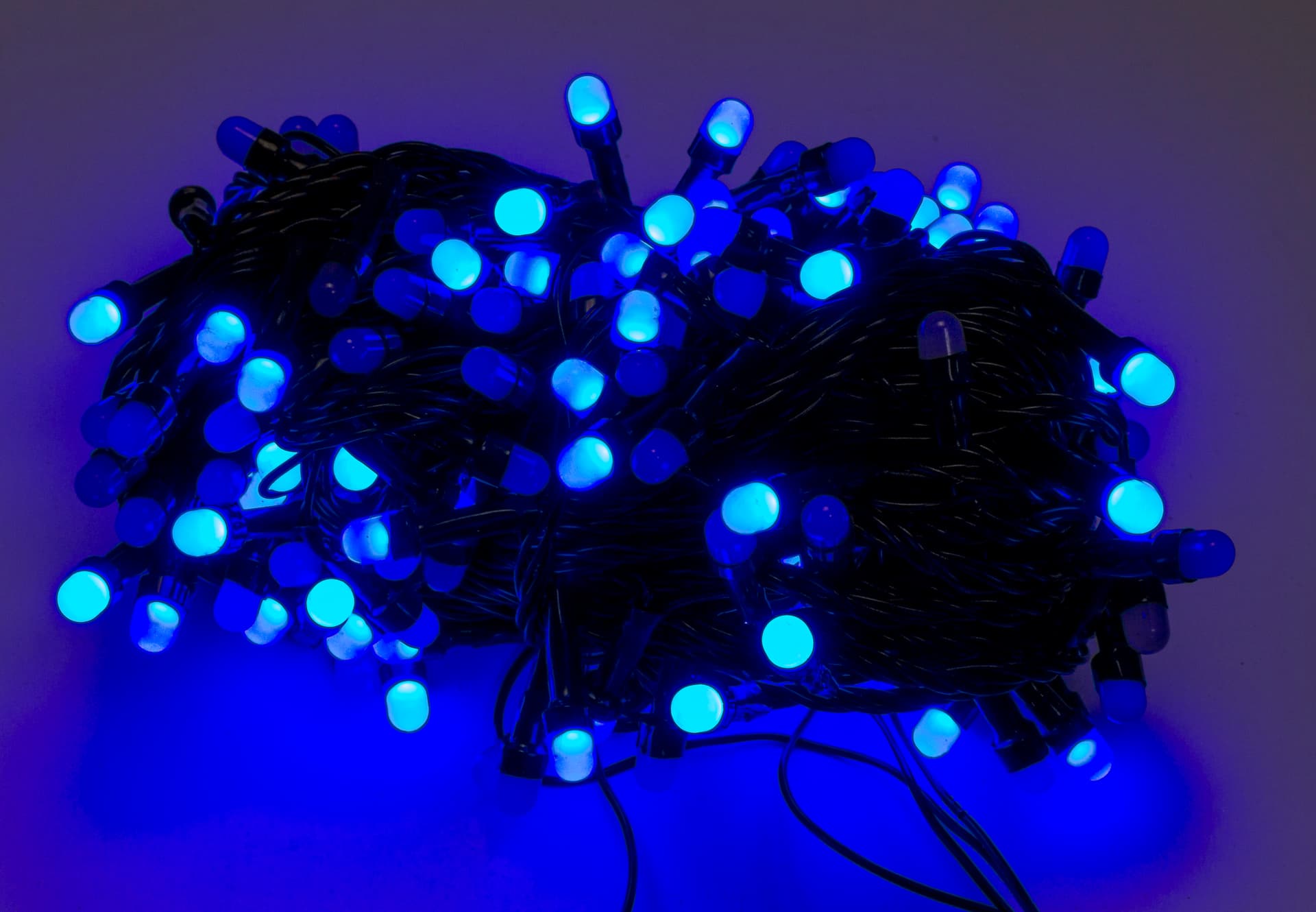 Гірлянда електрична String Лінза 200 LED синій, чорний провід 1292-02