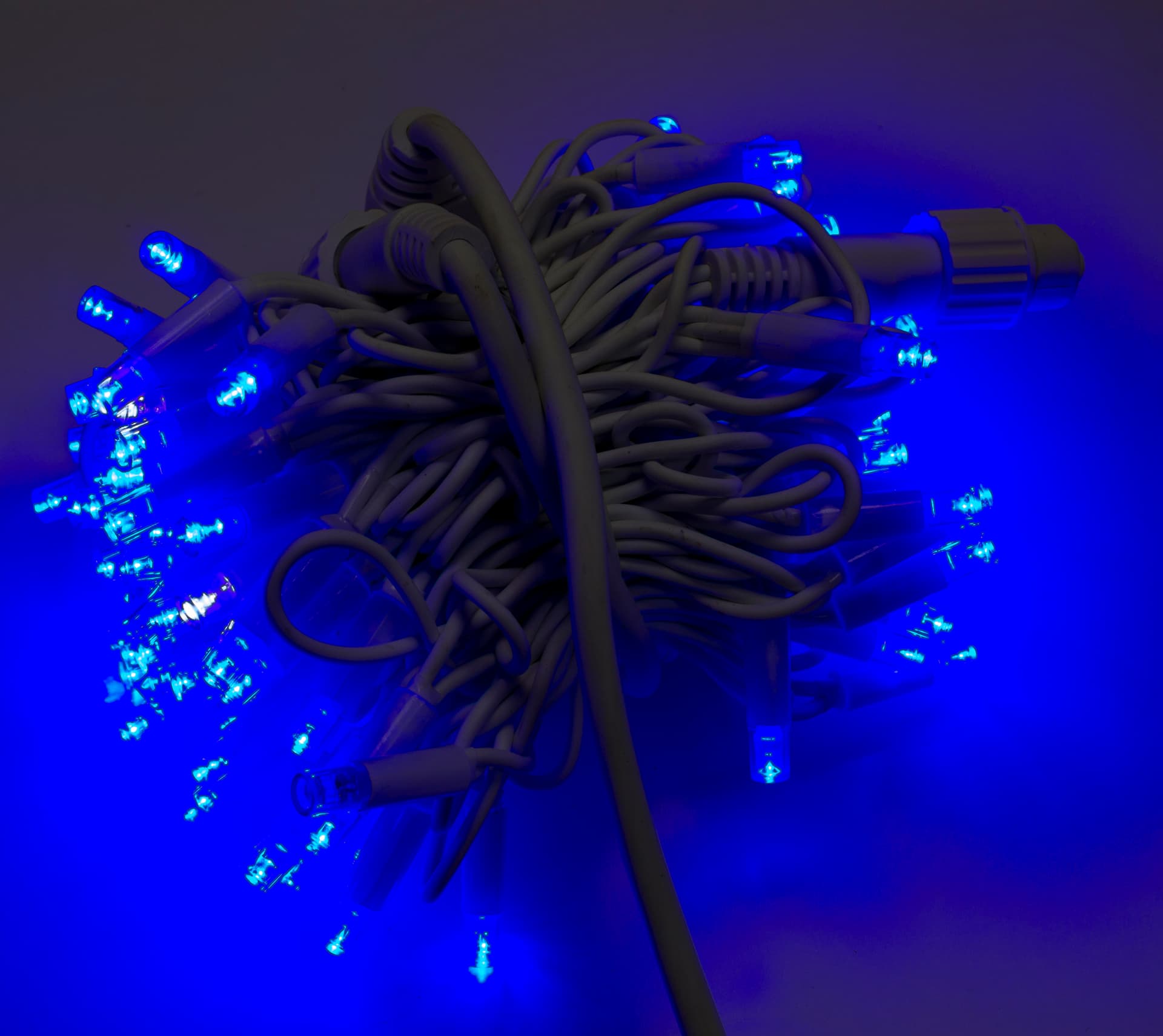 Гірлянда електрична вулична 100 LED синій-flash, білий каучук L-10 м d-3,3 мм №1432-020  